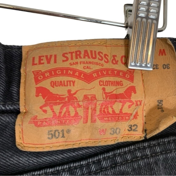 Levi's 501 Distressed High Rise Straight Leg Jeans Size 30 - Picture 7 of 8